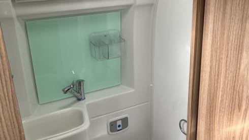 Bumble  – 4 berth Swift Select 184