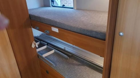 Hymer Carado A366 – Lovely spacious family camper! 