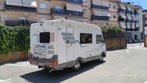 4-person Hymer integrated from 2003