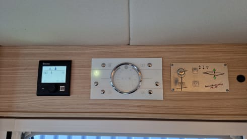 zonnige vakantie !! – 4p Bürstner semi-integrated from 2019