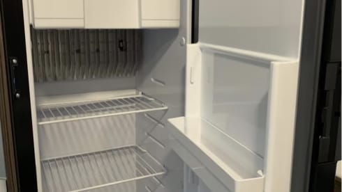 4p Benimar semi-integrated from 2021
