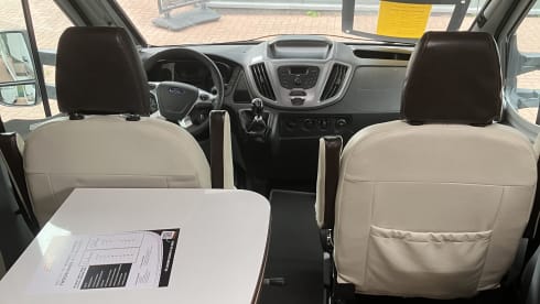 Bramper – Adventure Travel: Rent Our 4-Person Camper!