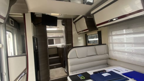 4p McLouis semi-integrated uit 2018