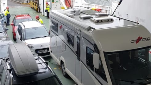Camper Evenement – Carthago Compactline 143 Integrated