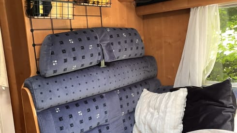 Jelbe – Rapido half integrated Two to four persons.