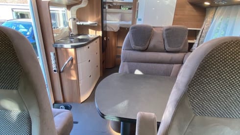Luxurious and comfortable new Carthage motorhome