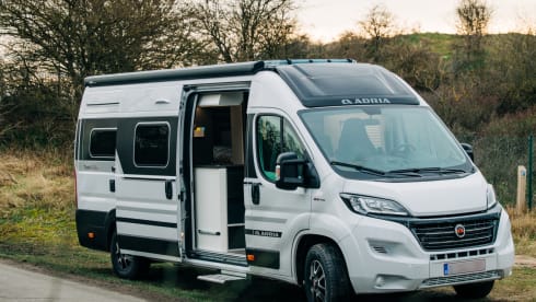 Goditi la tua libertà nel nostro nuovissimo camper ADRIA.