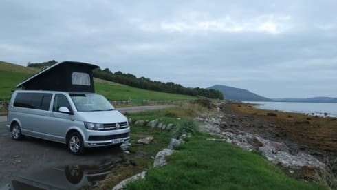 The XPLORER – 4 berth Volkswagen campervan from 2018