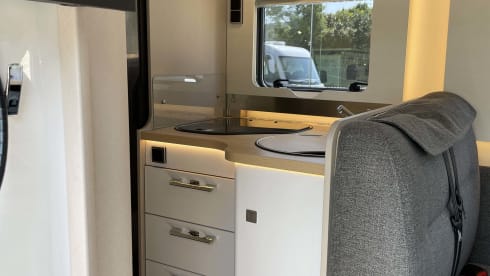 p Hymer semi-integrated from 2024