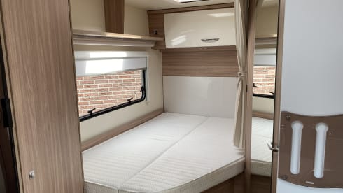 Vrijheid 1 – Bürstner T660 Limited French bed + lifting bed 2021