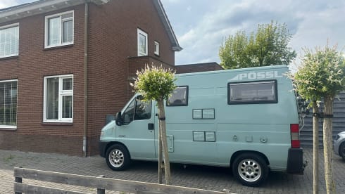 Truus – 2p Pössl bus uit 2001