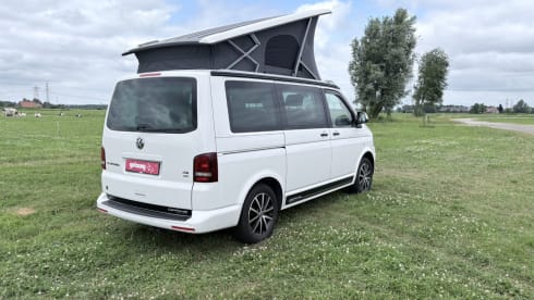 Joli camping-car Volkswagen 