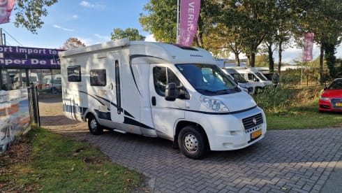 C14 – Hobby -Toscane met lage enkele bedden