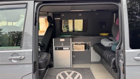 Vincent  – 4 berth Volkswagen campervan from 2022