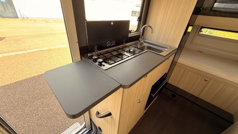 Great Scottish Cruiser – Caravane Fiat 7 couchages avec alcôve à partir de 2021