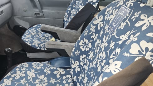 Happy place – 4p Volkswagen campervan from 1994