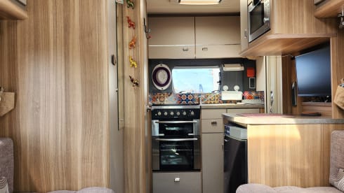 Flossieflo – 2 berth 2014 fully equipped Fiat Bessacarr 