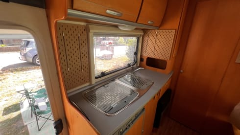 Rimor Elliot alcove 6 persons (6 belt and sleeping places)