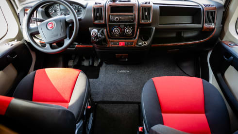 Spacious & comfortable family camper (2013)