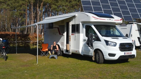 eagle – 4p Ford semi-integrated from 2021 170HP 3500kg max weight L 7.49 m