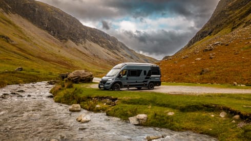 Bill – 'LUXURY' 4 berth Fiat Ducato - Adria Twin Sports 640 SGX (2022)