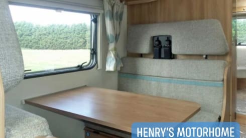 Henry – 6 berth Bailey semi-integrated from 2017