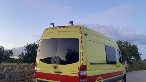 Freebee 🐝 – Zweisitziger Mercedes-Benz-Bus aus dem Jahr 2009