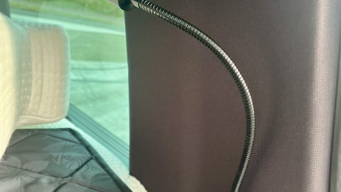 Multivanspecial – 4-seater Volkswagen bus from 2013