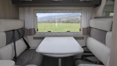 Flash Gordon – Chausson Flash "Flash Gordon" 646 / North Oxfordshire Based