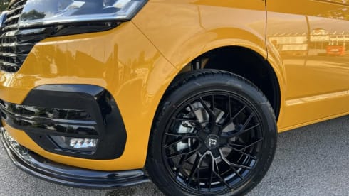 Ninja 4 – High spec Volkswagen T6.1 campervan 150ps DSG