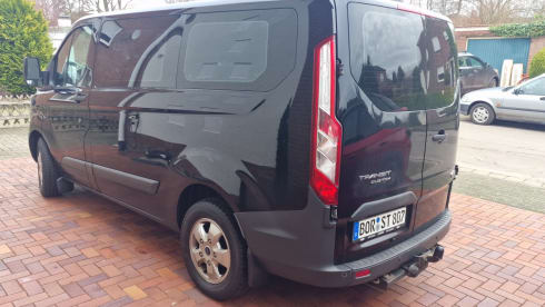 9-Sitzer Ford Transit Custom