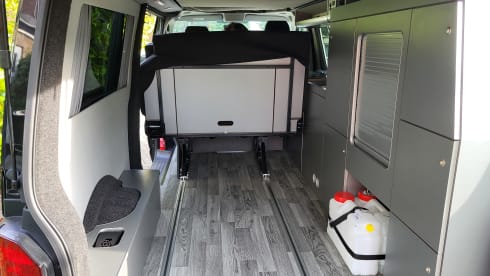 Bonnie – VW T6.1  Campervan Top Spec and Brand New Conversion