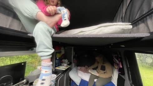 Vinny – 4 berth Volkswagen campervan from 2014