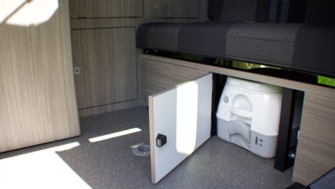 Colin – 2022 VW T6.1 Campervan. 4 Berth. Dogs allowed