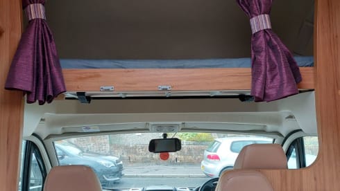 Ann Oak – 6 people motorhome