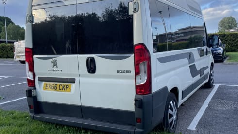 Tomo – 2 berth Peugeot campervan from 2017