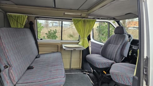 Nugget 2 – Bus Ford 4 places de 1993