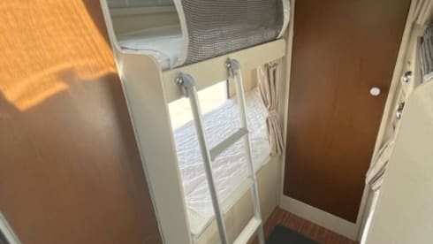 SEAL 50 FAMILY SPECIAL – 6 berth Rimor alcove from 2021