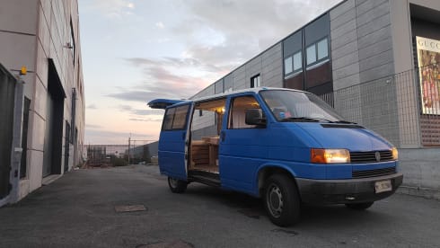 Daniiblanche  – Old van makes good broth!