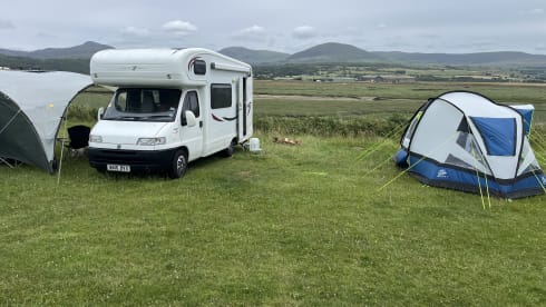 Wanderlust  – 4 berth Autotrail alcove from 2000