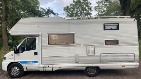 Billie – full freedom family camper, Fiat alcove from 2002