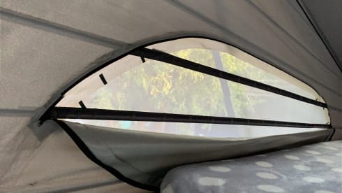 MP VAN – 4p Mercedes-Benz campervan from 2011