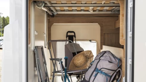 Rollerteam zefiro 266TL – Mooie nieuwe mobilhome/camper met alles op en aan van 2022!