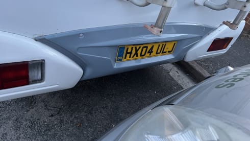 Connie – Fiat Alcove met 4 slaapplaatsen uit 2004