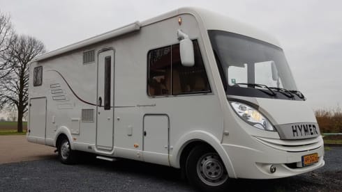 C1 driving license. Super luxury Hymer for 4 people.