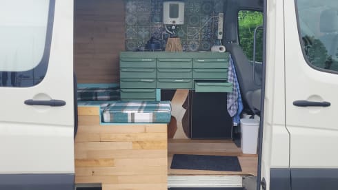 Surfisbus – Sustainable Crafter for 2 + 1 (a baby or child)