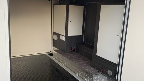 Millie – Spacious beautiful family mobile home 5 people (Driver's license B) 170 HP