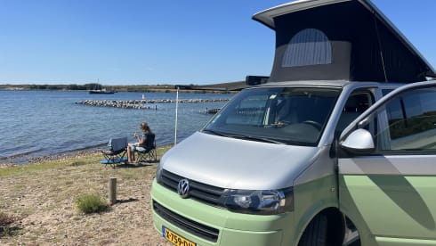 “Pomme” – 4p Volkswagen bus from 2023