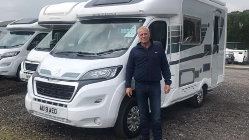 Doris – 2 berth Peugeot boxer Auto-Sleeper.