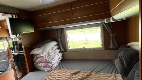 4 berth McLouis semi-integrated from 2010
